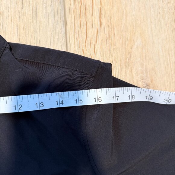 π€ Athleta Urbanite Top 2.0 | Size Medium - Fits like a Large - Picture 8 of 13